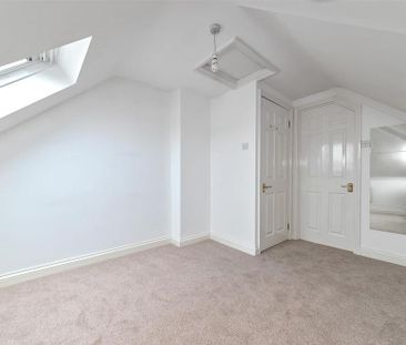 2 bedroom maisonette to rent - Photo 3
