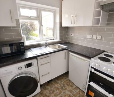 1 bedroom detached house to rent - Photo 3