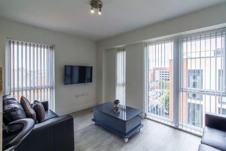 Dover Street Apartments - Classic Ensuite - Photo 4