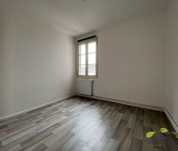 Location Appartement 3 pièces 68m² ST LEONARD DE NOBLAT 87400 - Photo 3