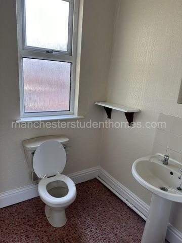 Pine Grove, Manchester, M14 5QG - Photo 3