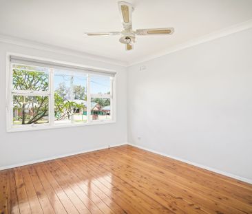 61 Barry Street, Cambridge Park - Photo 2