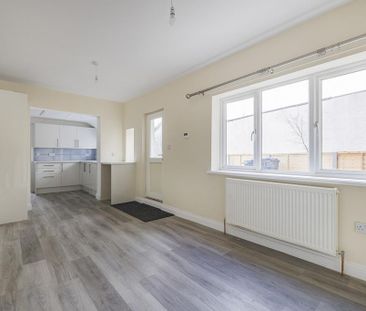 5 bedroom terraced house to rent - Photo 1