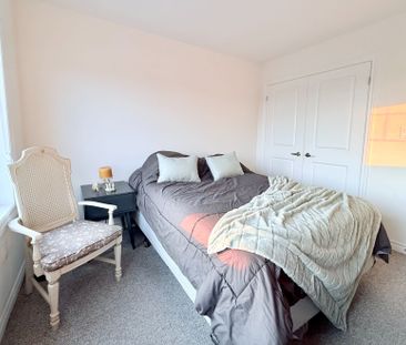 For Lease - 2229 Grainger Loop, Innisfil, Ontario - Photo 6