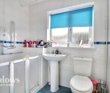 3 bedroom semi-detached house to rent - Photo 3