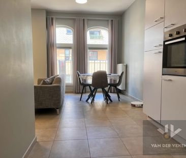 Appartement te huur - Photo 1