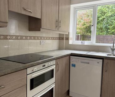 2 bedroom townhouse to rent - Photo 4