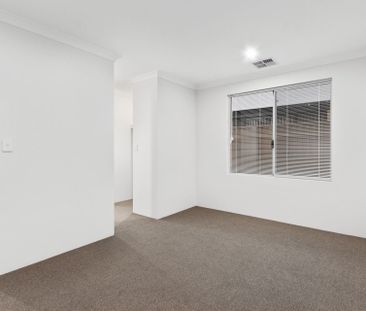 New Home in Peaceful Mandogalup - Photo 5