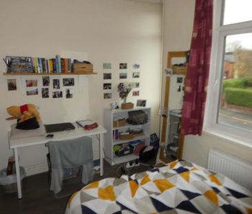 5 bedroom terraced house to rent - Photo 2