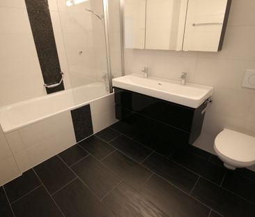 2.5 Zimmer, 72 m², 1. Stock - Photo 4