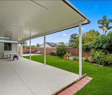 Beautifully Maintained Family Home for Rent - Photo 4