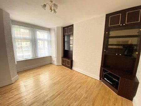 3 bedroom terraced house to rent - Photo 2