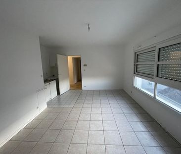 Location Appartement 2 pièces 44m² TOURS 37000 - Photo 2