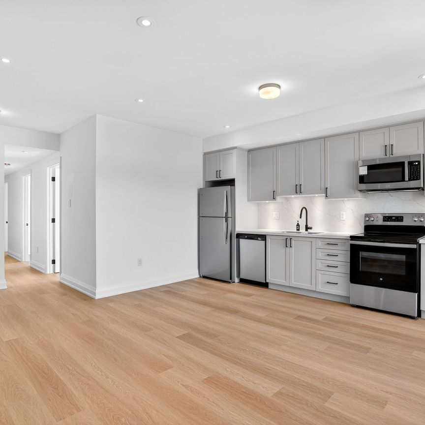 For Lease - 218 Aileen Avenue Unit# B, Toronto, Ontario - Photo 1