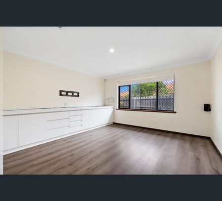6 Newry Close, Waterford, WA 6152 - Photo 2