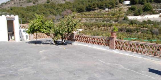 One Bedroom Apartment For Long Term In Frigiliana - Photo 3