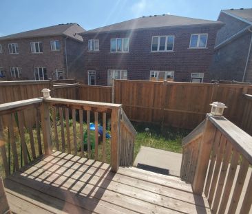 593 Remembrance Road #upper - Photo 6