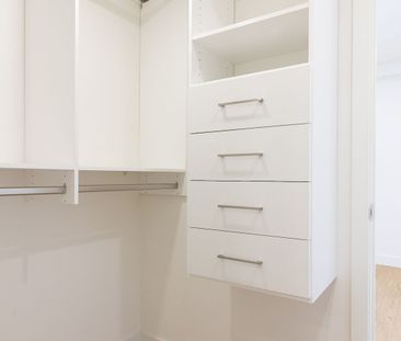 3555 Cote-des-Neiges Road, Montréal, QC - Photo 4
