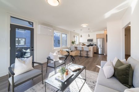 For Lease - 1492 Avenue Road Unit# 2, Toronto, Ontario - Photo 2