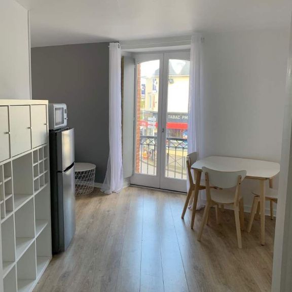 T2 - 2 Piece(s) - 38 M2 - Photo 1