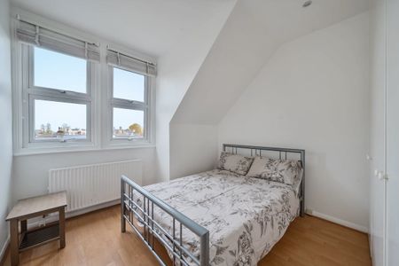 2 bedroom flat to rent - Photo 3