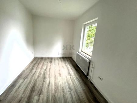 Kleine 3,5 Raum Wohnung mit Balkon im 2. Obergeschoss - Photo 5