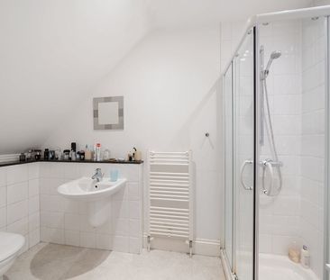 3 bedroom apartment to rent - Photo 5