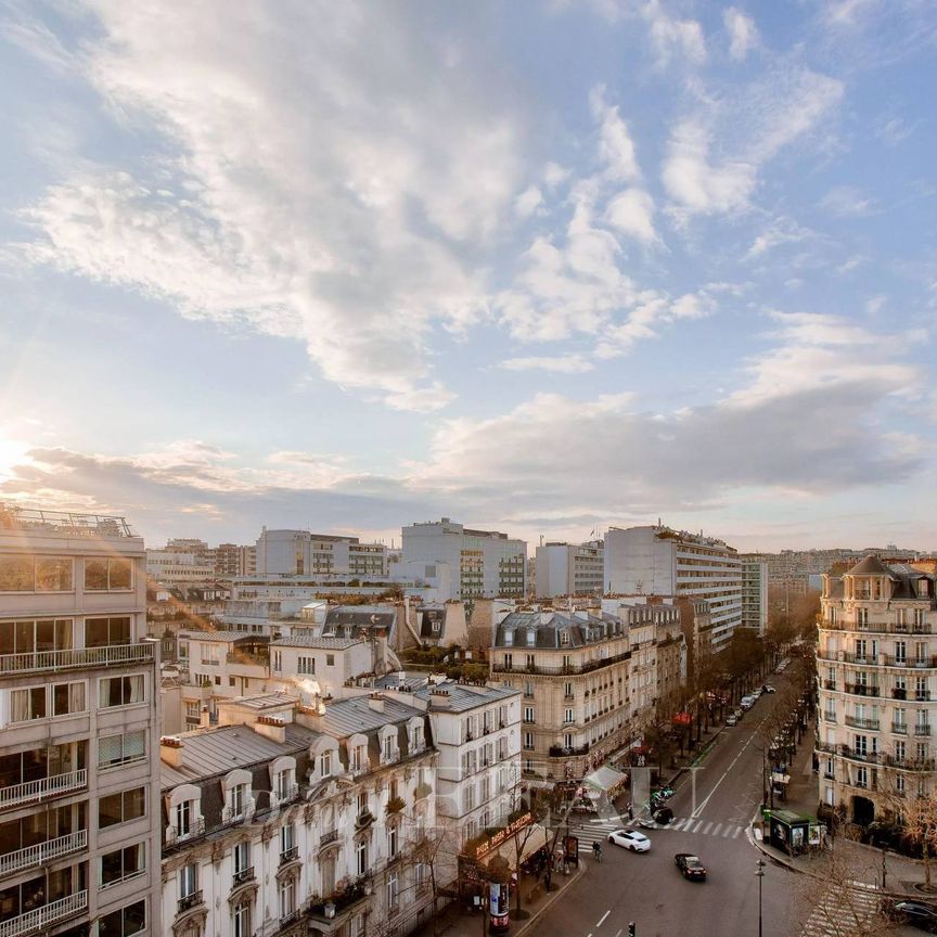 Location appartement, Paris 7ème (75007), 3 pièces, 90.07 m², ref 85672361 - Photo 1