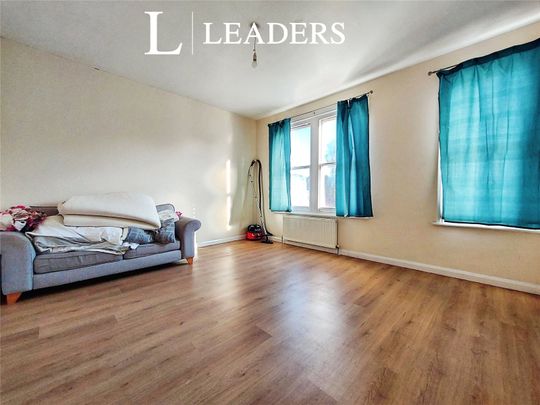 2 bedroom apartment to rent Victoria Avenue, Southend-on-Sea, Essex, SS2 - Photo 1