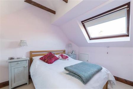 2 bedroom terraced house to rent - Photo 3