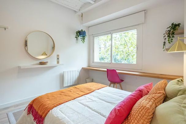 Carrer de Còrsega, Barcelona, Catalonia 08037 - Photo 1