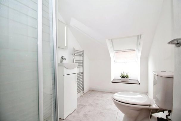 3 bedroom maisonette to rent - Photo 1