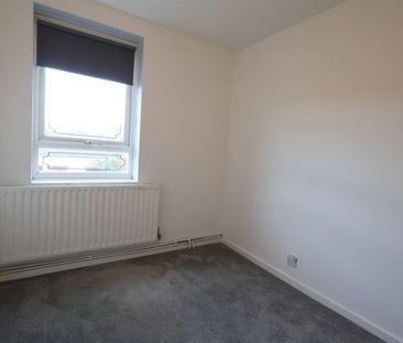 Grendon Close, Redditch - Photo 1