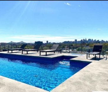 condo moderne avec balcon 3 1/2, tout équipé, pièce dressing, vide ... - Photo 1