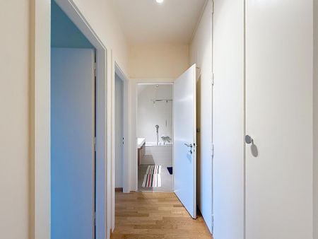 Splendid 7-room, 3-bedroom through apartment - Photo 4