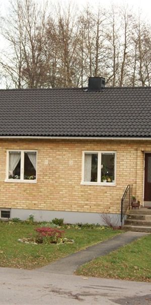 Lövåsvägen 32A - Foto 1