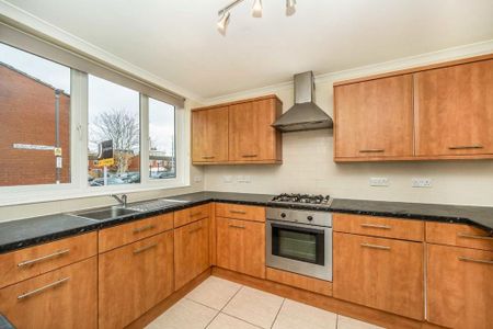 3 bedroom terraced house to rent - Photo 5