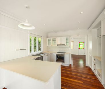 Gorgeous Garden Oasis with Pool & Entertainer's Deck - Photo 2