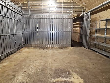 BÖRSE-NÄHE, ESSLINGGASSE, 31 m2 Lagerraum, Belüftung, Estrichboden, Kellergeschoß ohne Aufzug - Photo 4