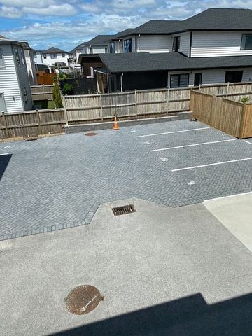 Great location 2 Bedroom Townhouse in Whenuapai - Photo 4