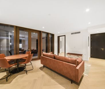 1 Bed Flat, Eastern Building, SE1 - Photo 3