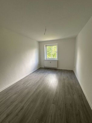 wir renovieren+++ 2-Raum Wohnung frei - Photo 1