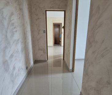 Location Appartement 3 pièces 67m² MAUBEUGE 59600 - Photo 6