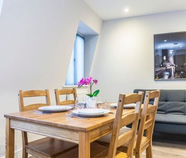 Queens Crescent, London - Photo 5