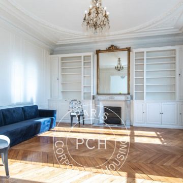 Appartement • Cambronne-Garibaldi - Photo 1