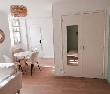 Location T1 bis rénové – Centre historique de Nant - Photo 4