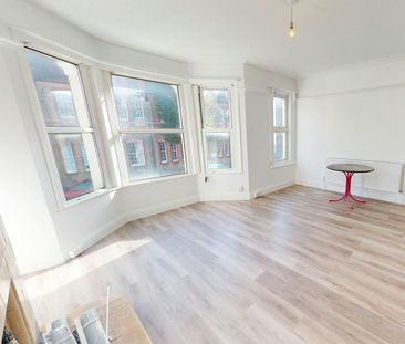 Maisonette to rent on - Photo 1