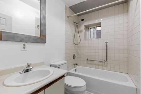 For Lease - 966 Queen Street Unit# 5, Toronto, Ontario - Photo 5