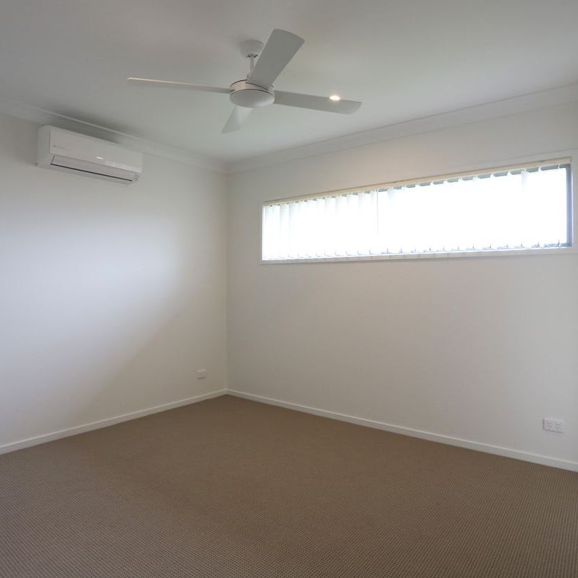 Spacious Family Home in the Heart of Coomera - Photo 1