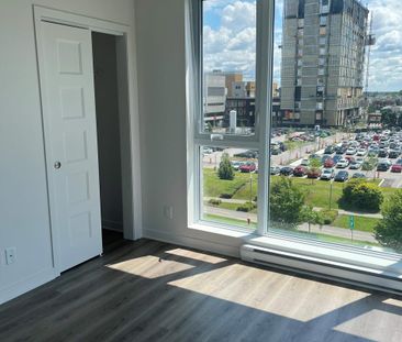 2 CH - 1 SDB - Terrebonne - $2,015 /mo - Photo 2